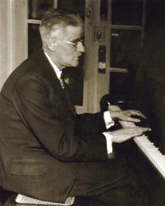 Joyce playing piano
